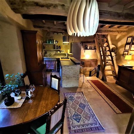 Incantevole Casa Sul Fiume, Relax E Natura Ai Piedi Della Alpi Apuane Масса Экстерьер фото
