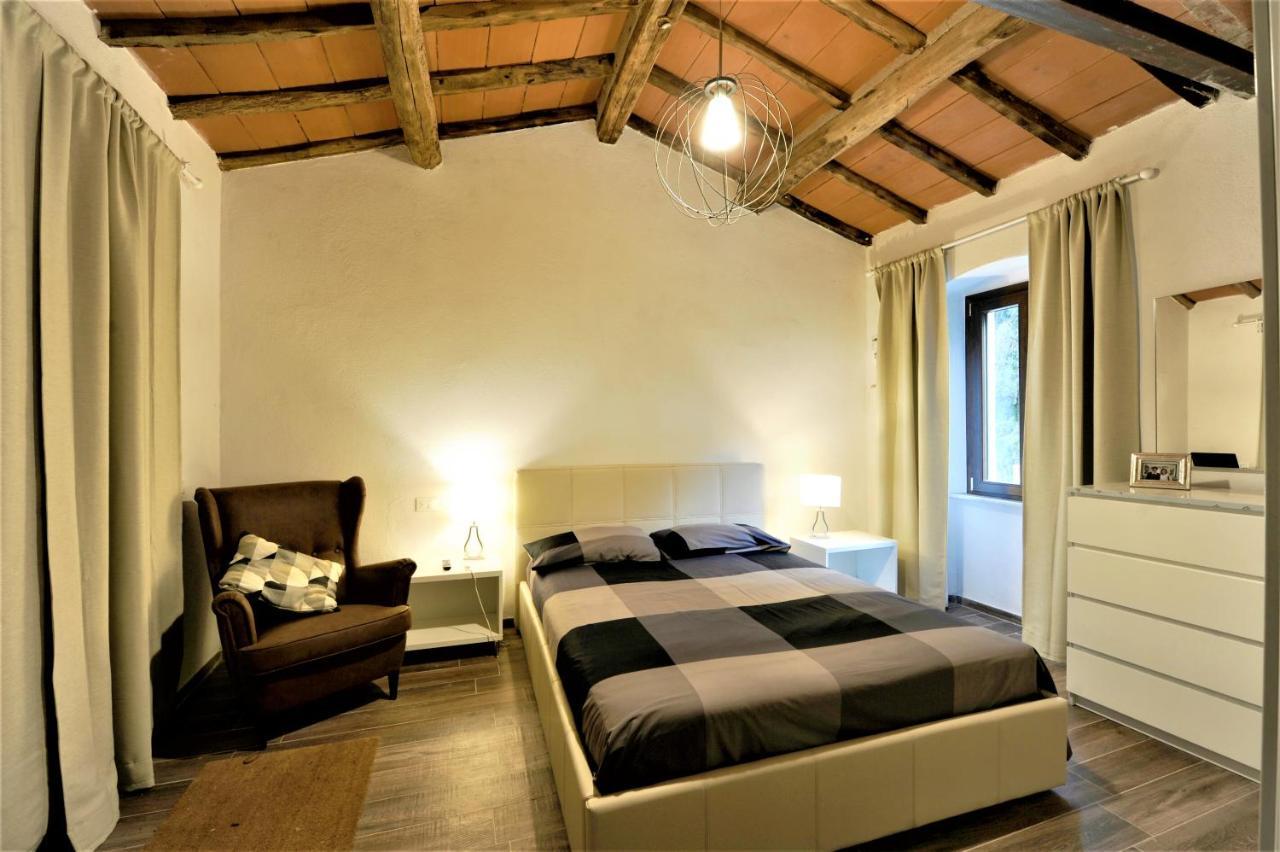 Incantevole Casa Sul Fiume, Relax E Natura Ai Piedi Della Alpi Apuane Масса Экстерьер фото